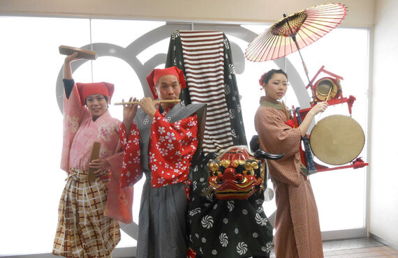慶事・催事・祝言・オープン感謝祭、受賜っております！| 大阪を中心にイベントを大道芸で盛り上げる花吹雪一座